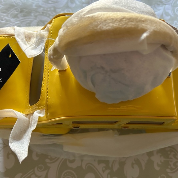 ♠️Kate Spade Taxi New York NYC 3D Kate’s Taxi Cab 🚖 Crossbody Bag NWT - Picture 4 of 6